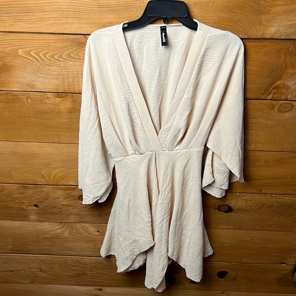 Venti 6 Dress Italian Mini Pale Pink L Deep V-Neck cap sleeve event wedding date - Picture 1 of 9